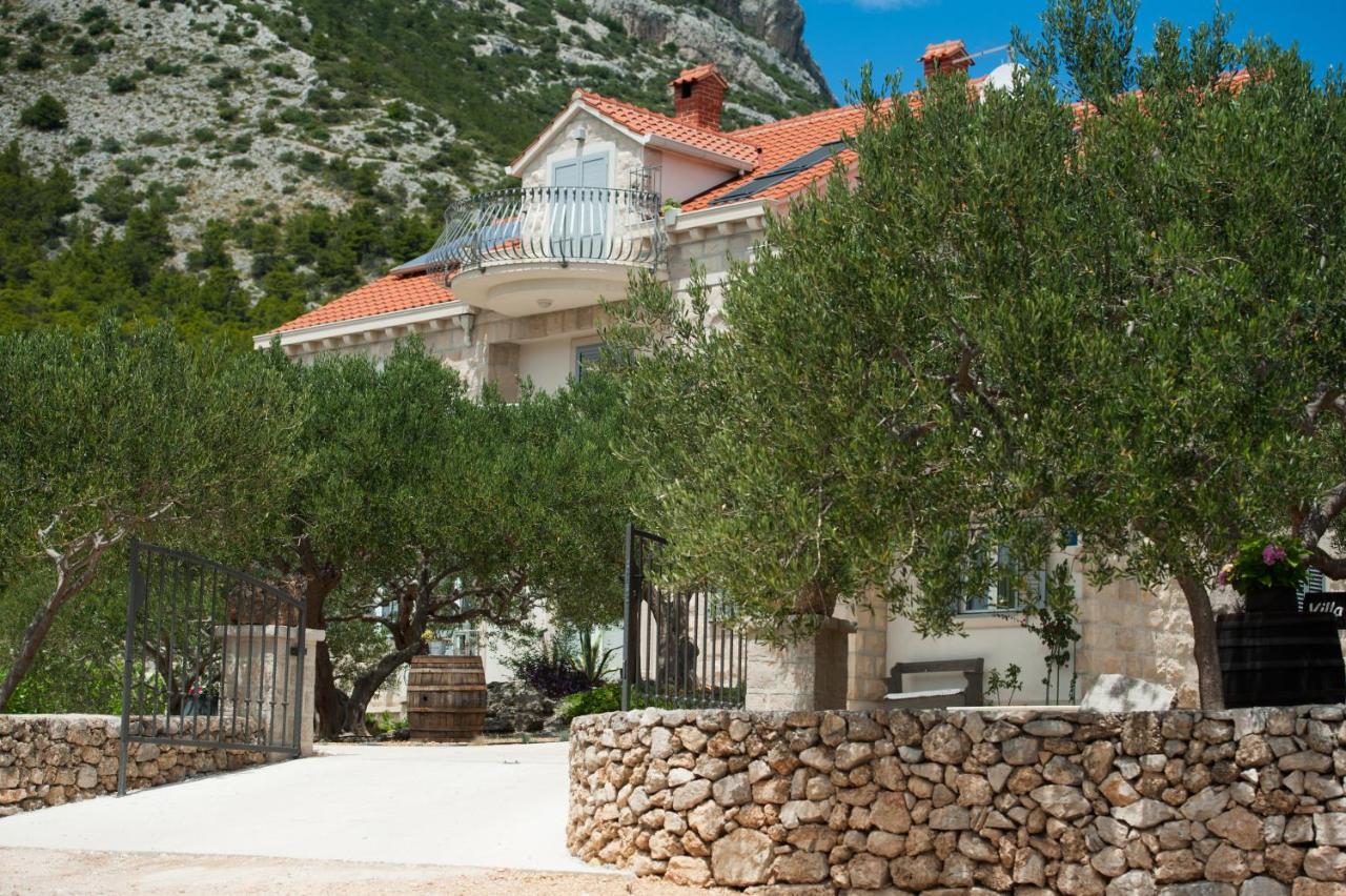 Villa Franka With Swimming Pool Bol Bagian luar foto