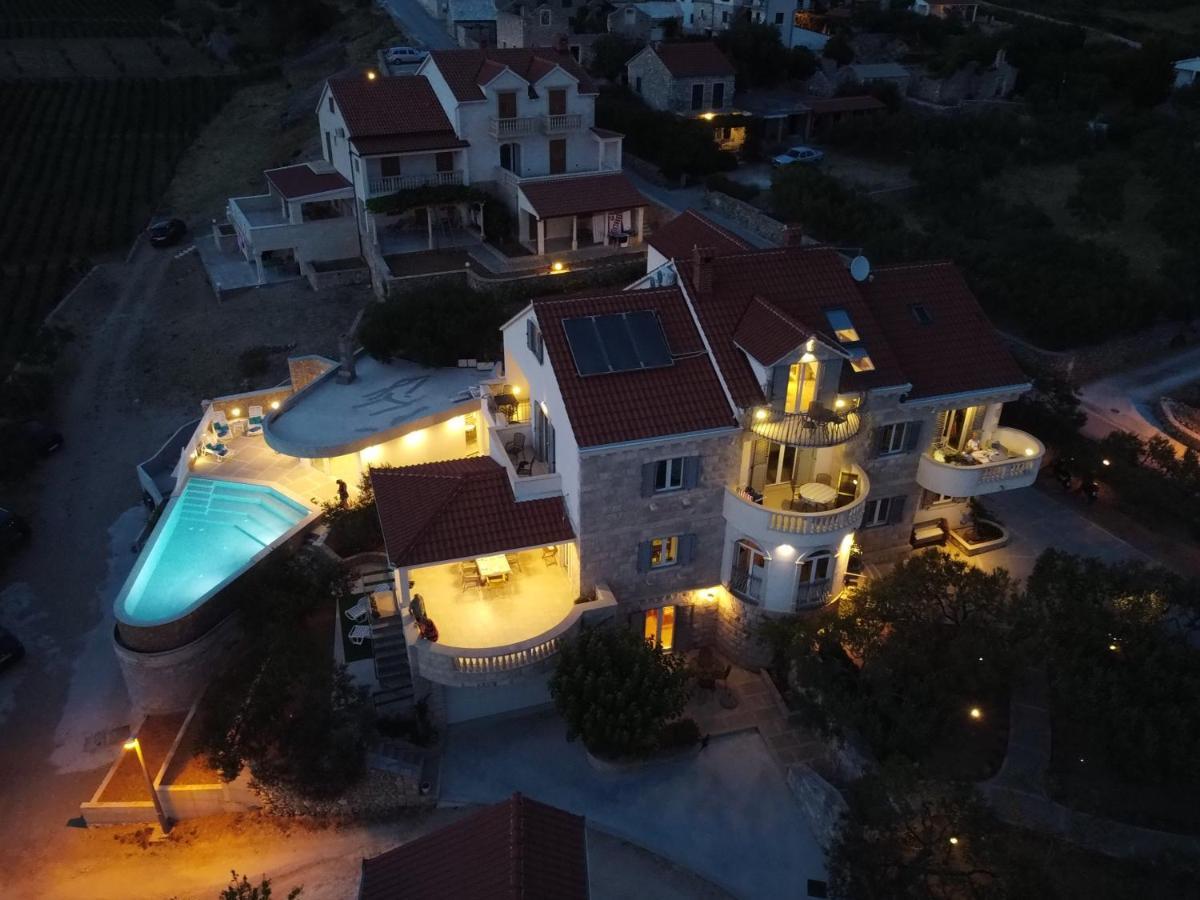 Villa Franka With Swimming Pool Bol Bagian luar foto